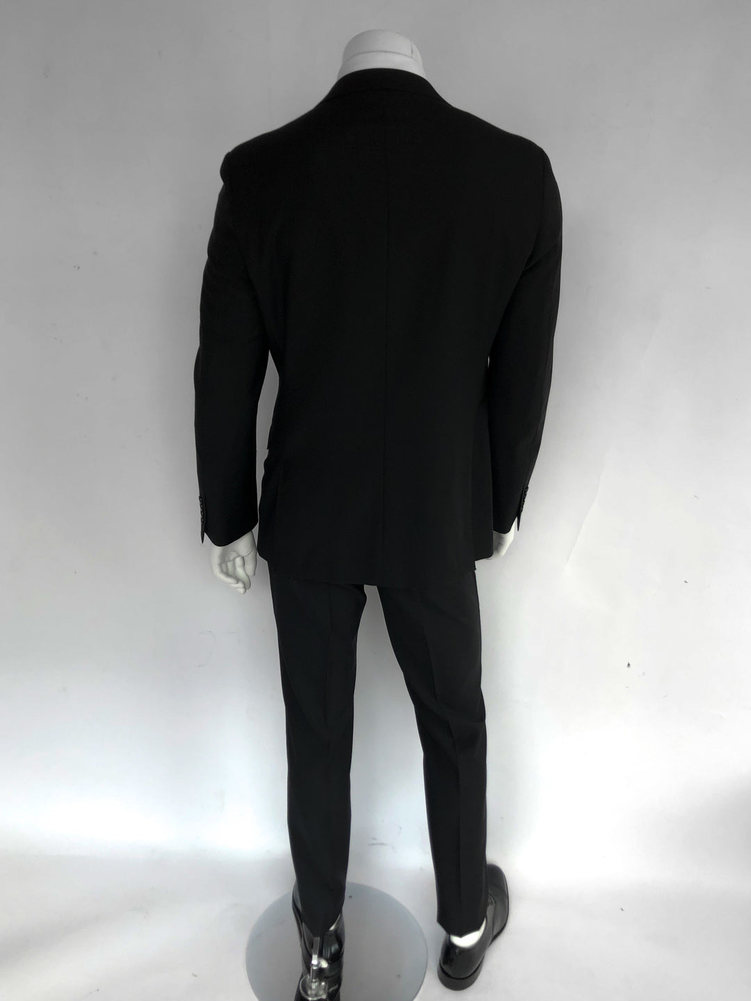 Suit Tiglio Novello 1001 Black